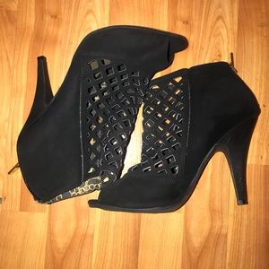 Black High Heels